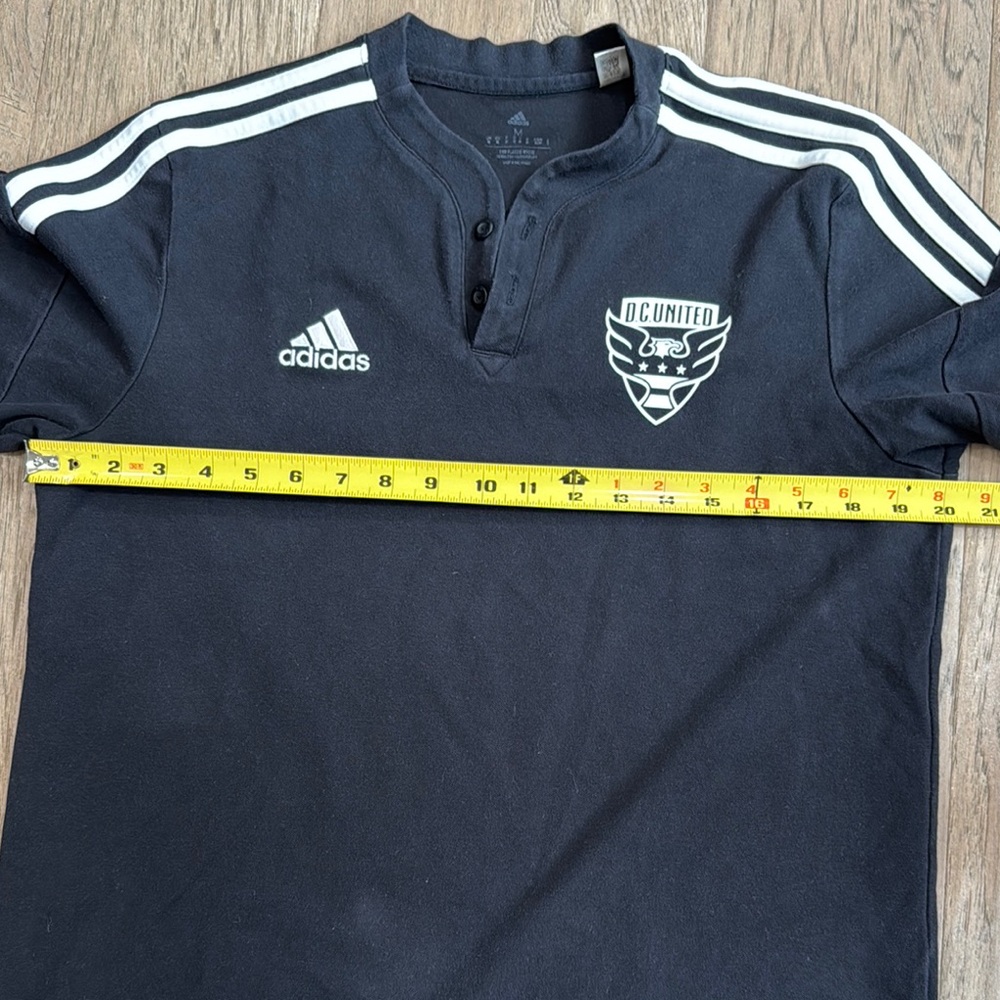 EUC Adidas Men DC United Henley AEROREADY Polo Shirt Top Size Medium M248 -25 - Picture 5 of 9